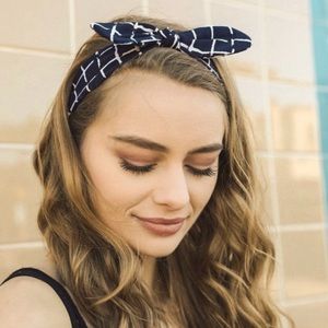 Black windowpane stretch bow headband